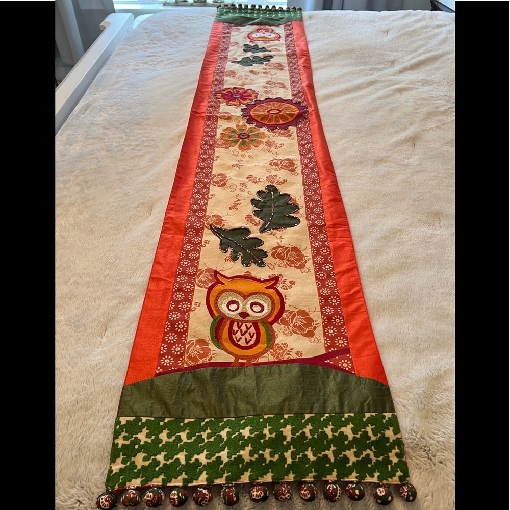 Pier 1 Fall Owl & Floral Embroidered Table Runner 72” x 14”